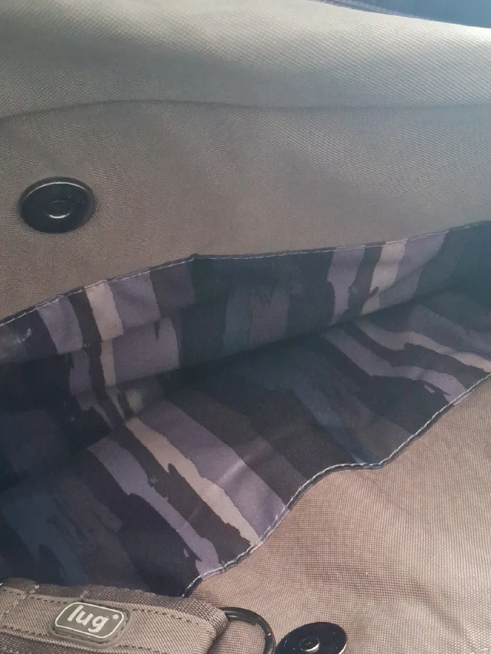 Lug Quilted Toiletry Bag in Taupe/Excellent Condition🎉🎉🎉🎉🎉